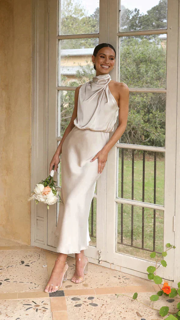 Célina Silk Gown