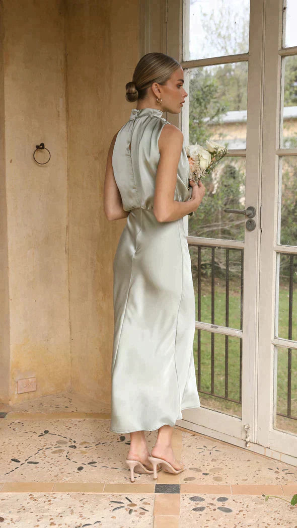 Célina Silk Gown