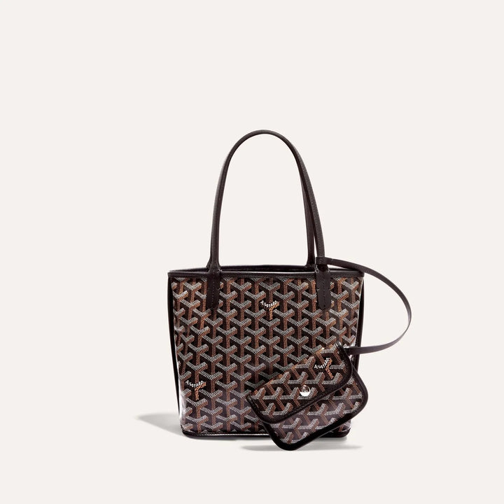 Nyvora Compact Bag