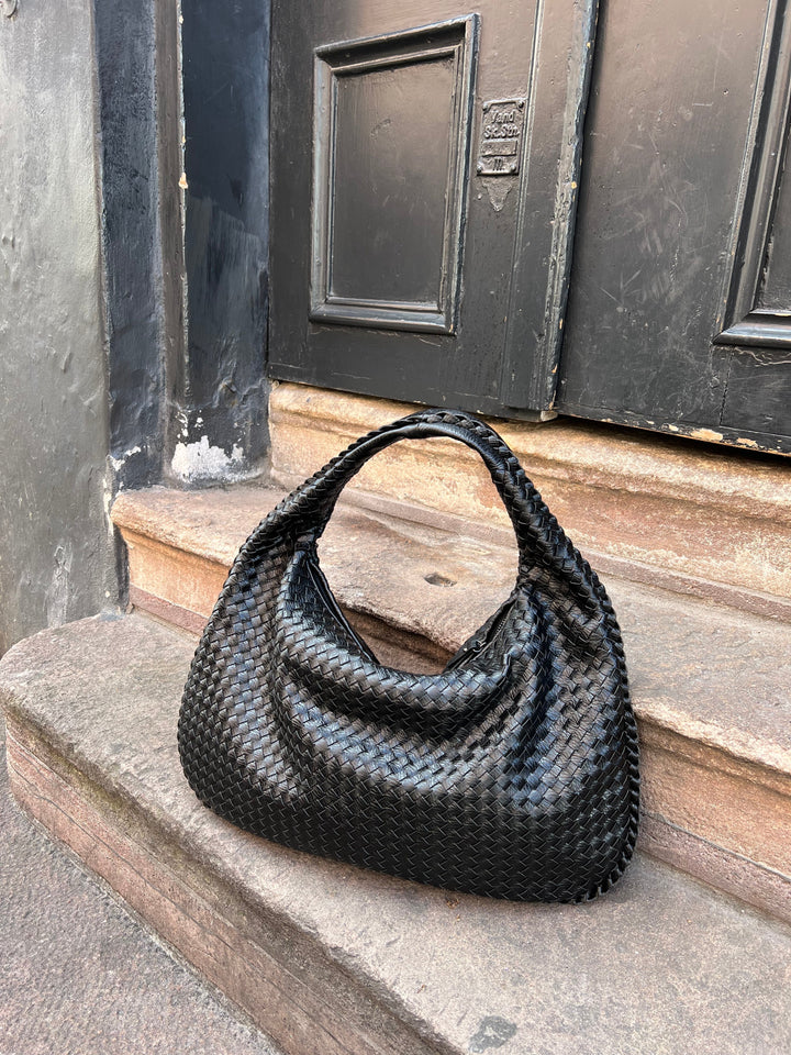 Nola Daily Tote