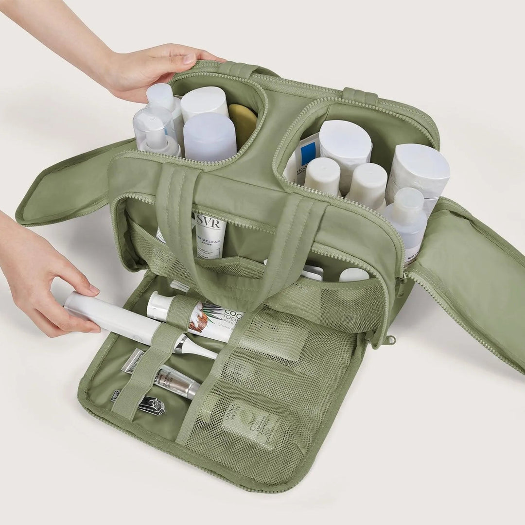Cloud Travel Toiletry Duffle