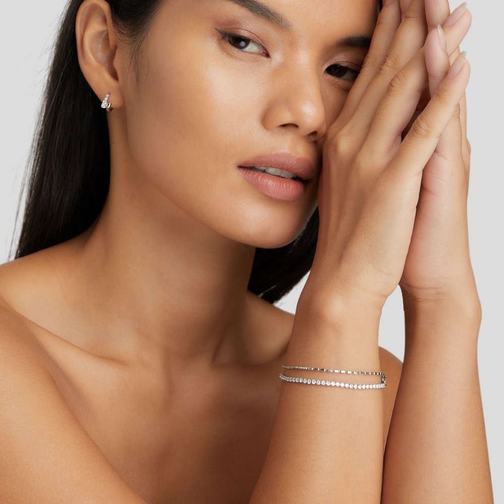 Arelia Silver Bangle