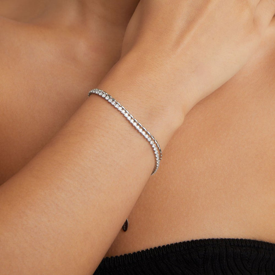 Arelia Silver Bangle
