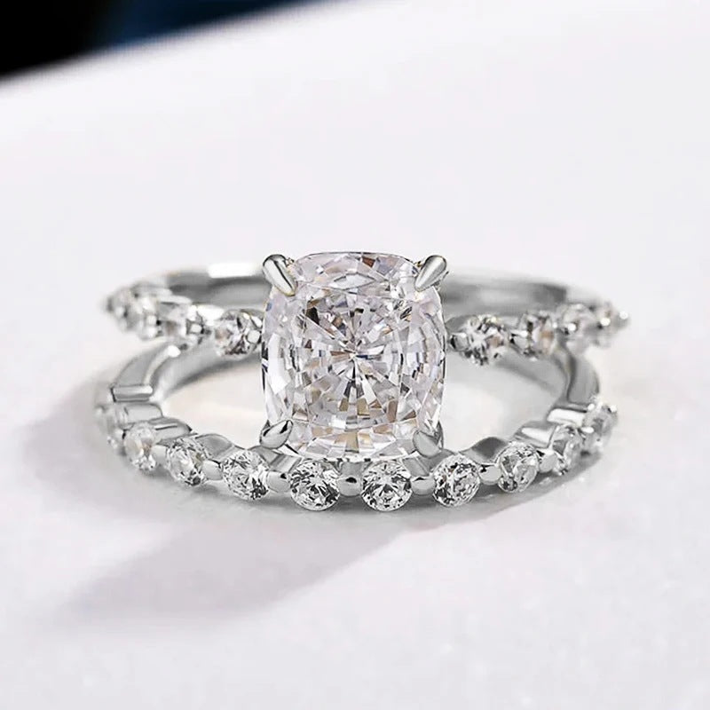 White Gold Cushion 2-Piece Set