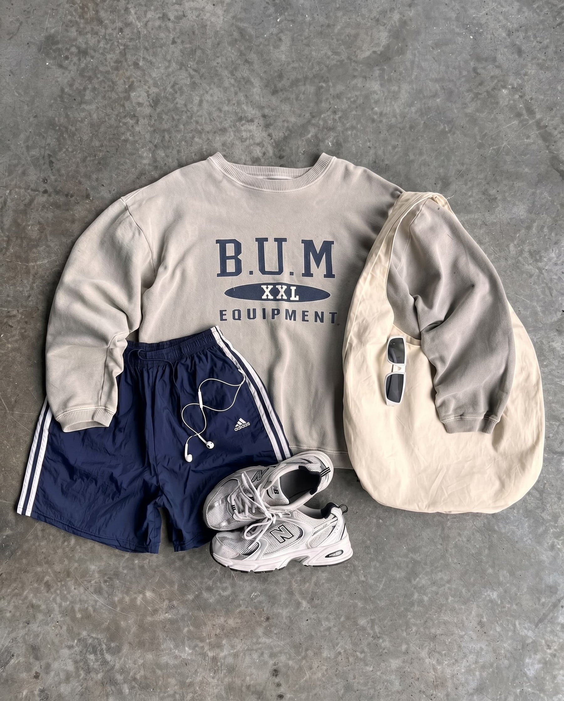 Maeve & Erin Dublin - Premium Vintage Mystery Sweatshirt