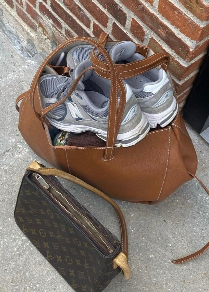 Mila Tote in Camel